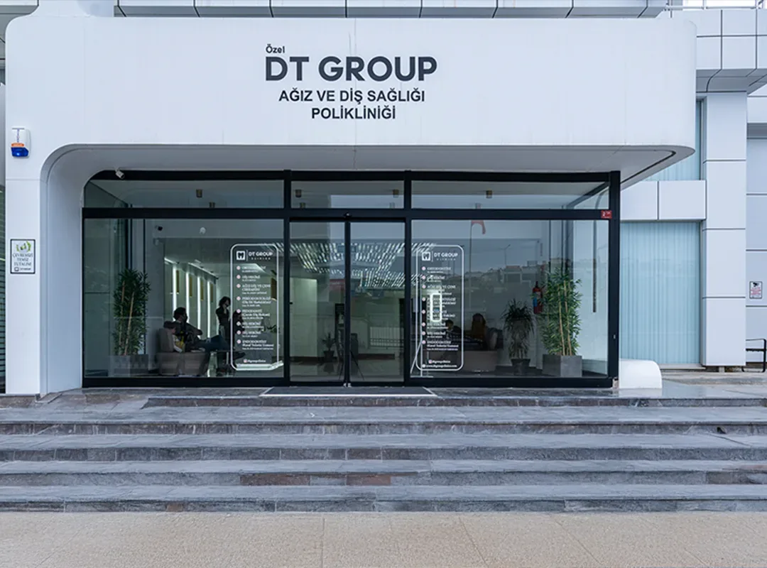dt group clinics giriş alanını gösteren görsel